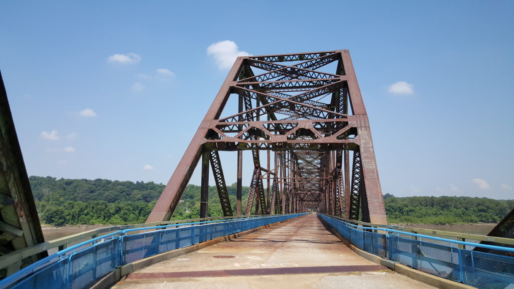 Chain of Rocks Bridge