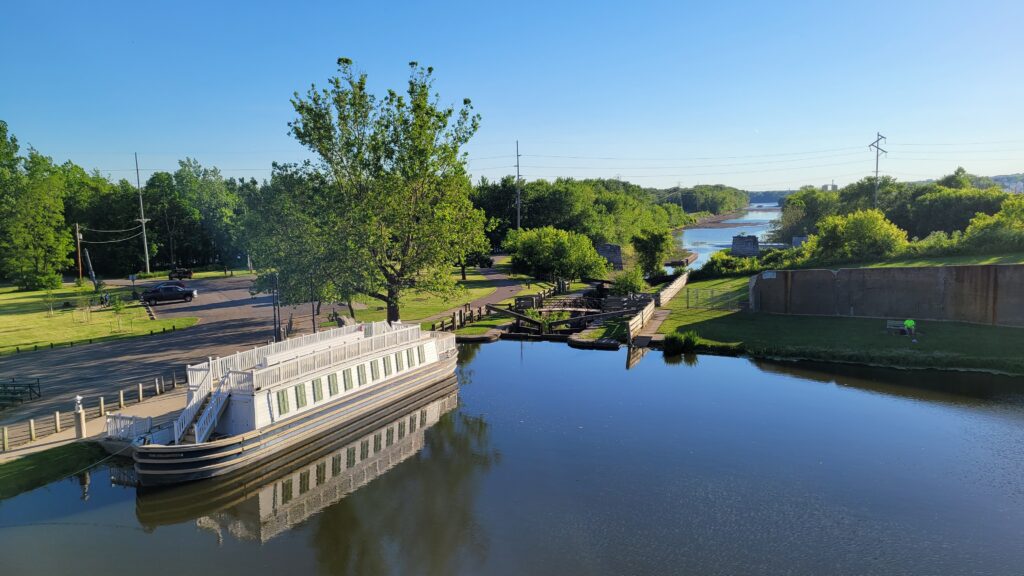 I&M Canal Boat