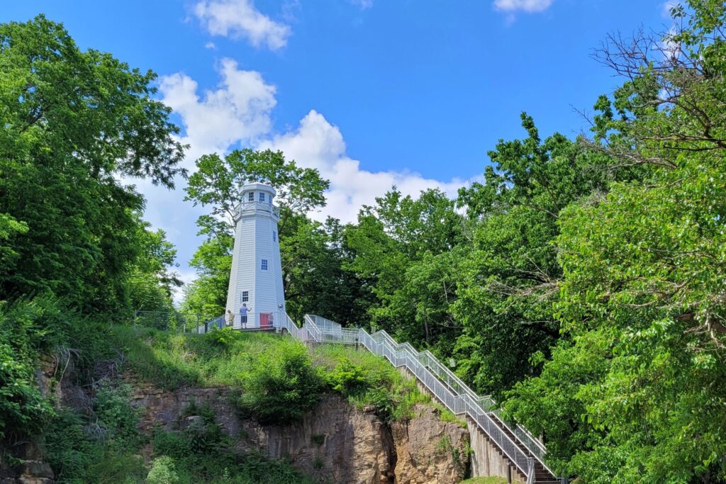 Mark Twain Memorial Lighthouse