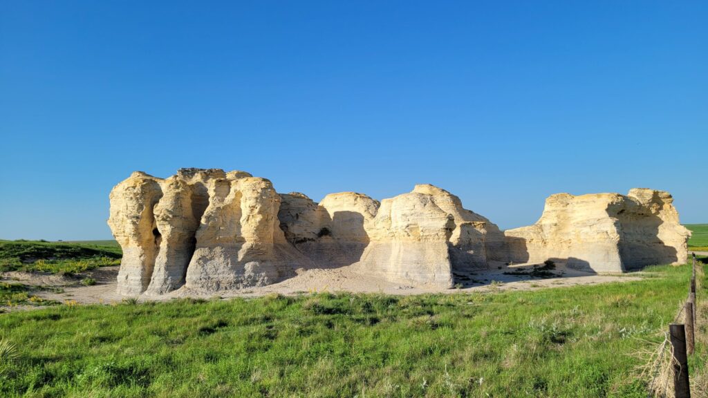 Little Pyramids-Kansas Badlands