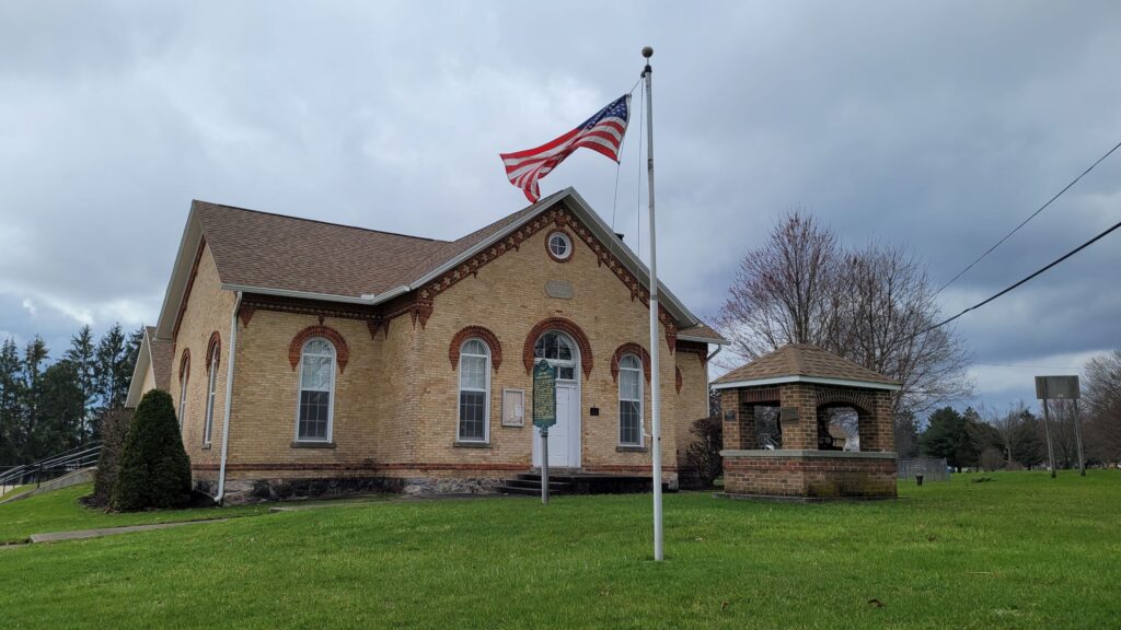 Mason District #5 School House