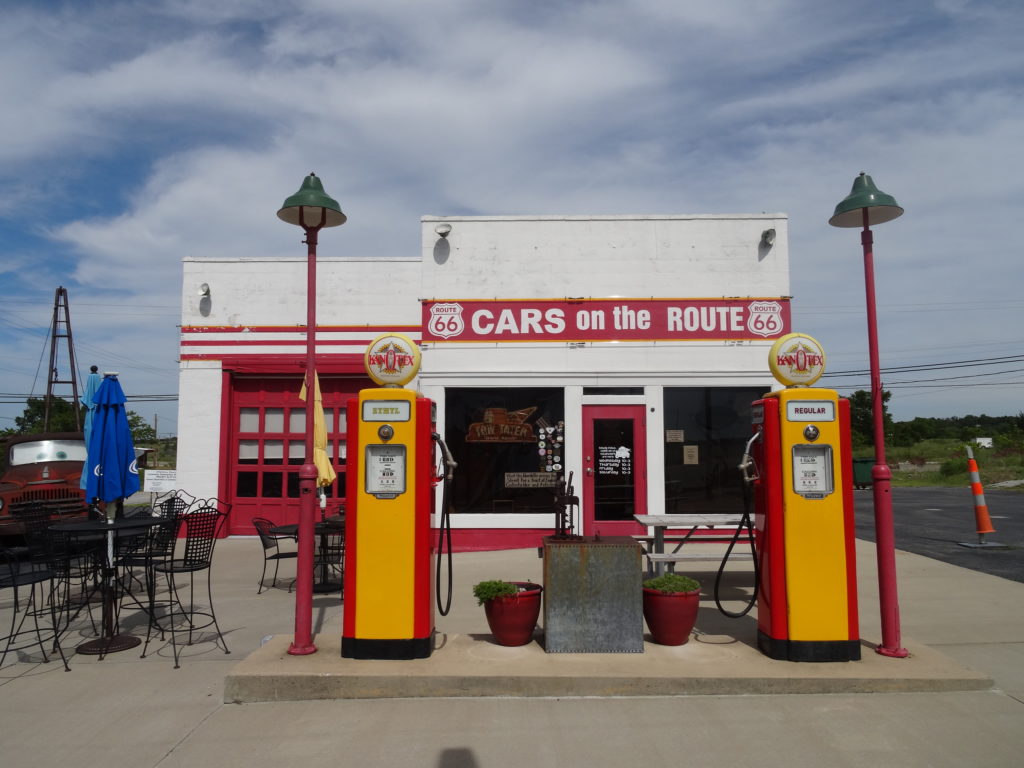 Old Kan-O-Tex Service Station