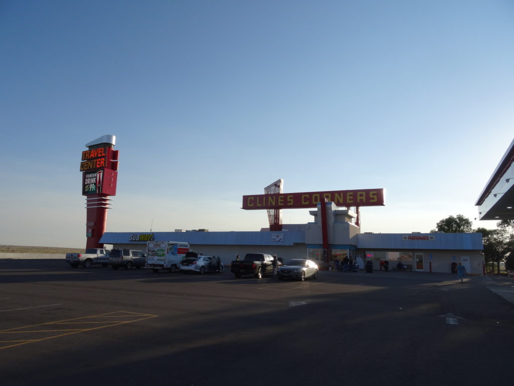 Roy Cline Service Station, Clines Corners