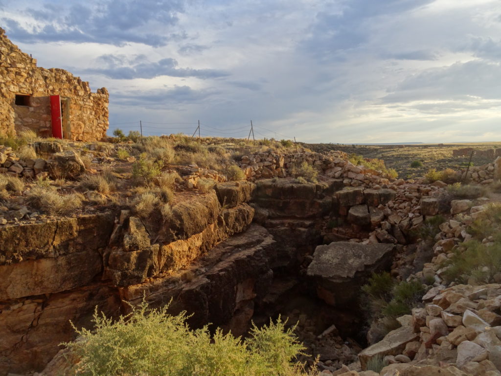 Apache Death Caves, Two Guns ghost town