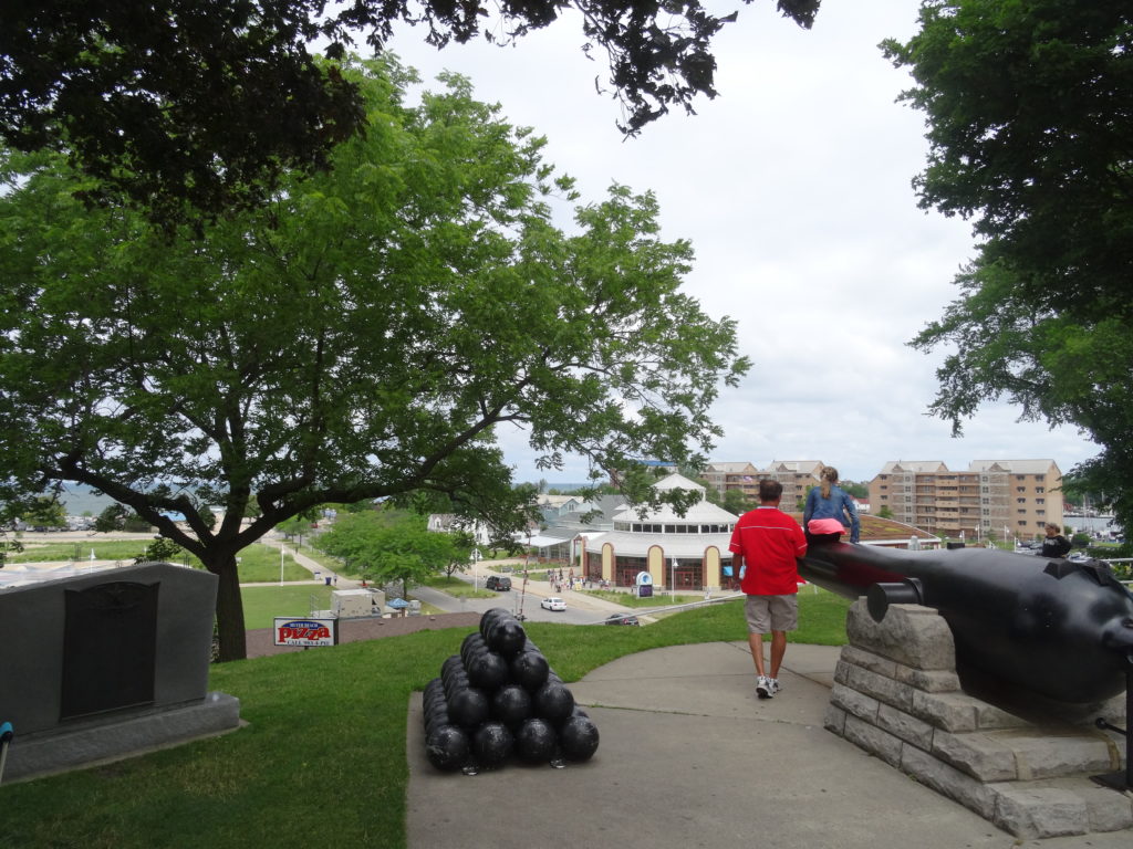 Lake Bluff Park, Saint Joseph