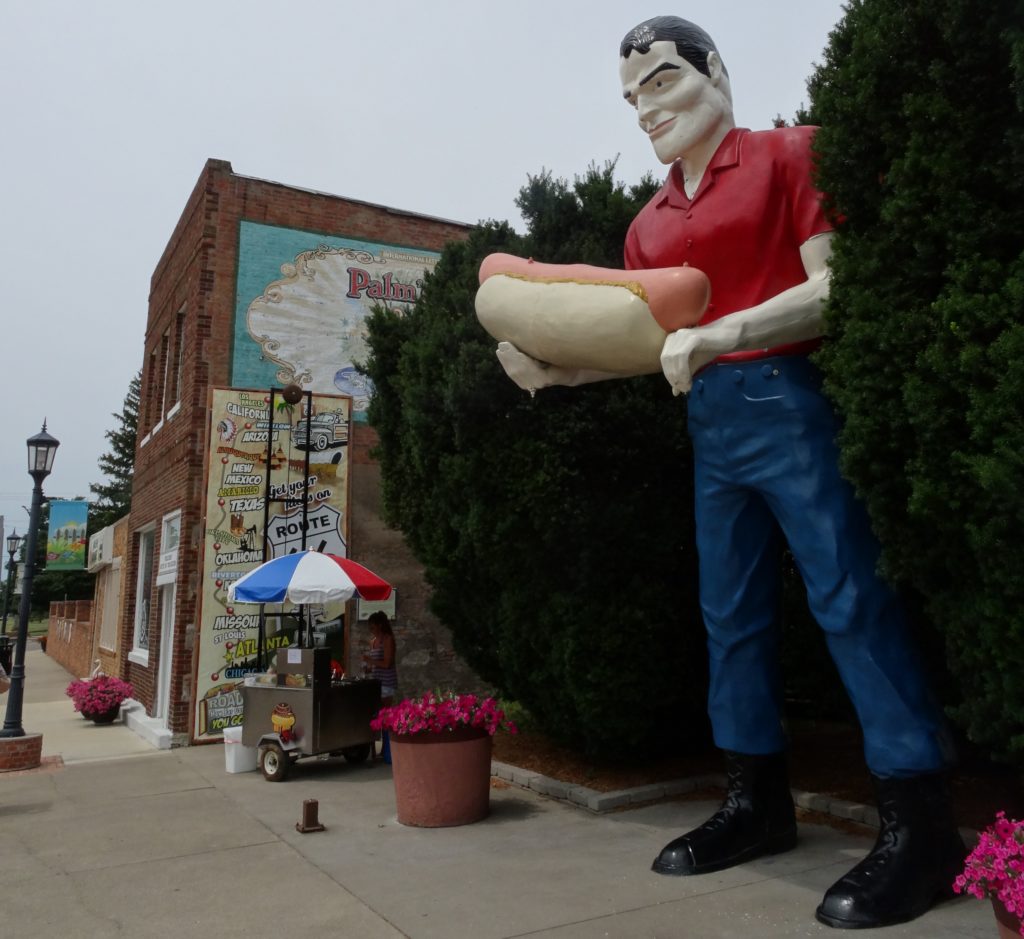 Paul Bunyon Hot Dog Statue, Atlanta