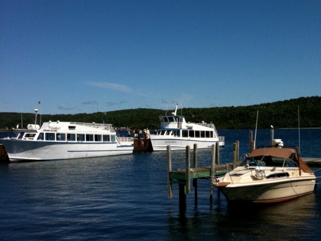 Pictured Rocks Cruises