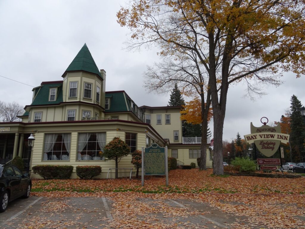 Stafford's Bay View Inn